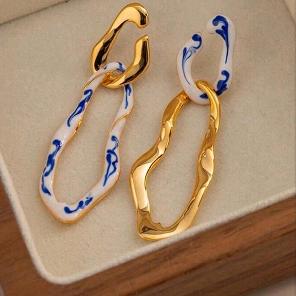 Asymmetrical earrings; white & blue enamel boho earrings; nwot - Picture 2 of 7